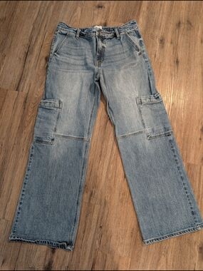 KanCan Light Wash Wide-Leg Cargo Jeans